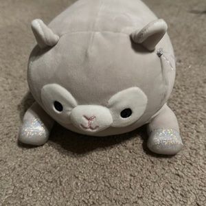 Lamb stackable squishmallow